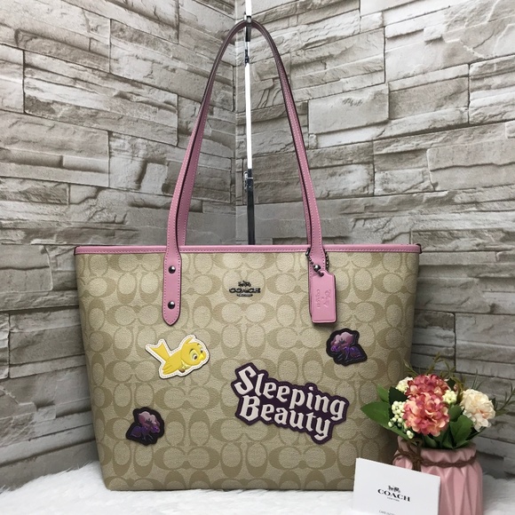 Coach Handbags - 👜COACH🌺DISNEY X CITY ZIP TOTE 11 3/4"
